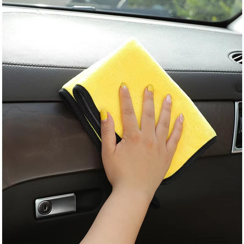 Super Absorbent Microfiber Towel for Cars - Extra Large Drying Cloth for Effective Cleaning and Detailing